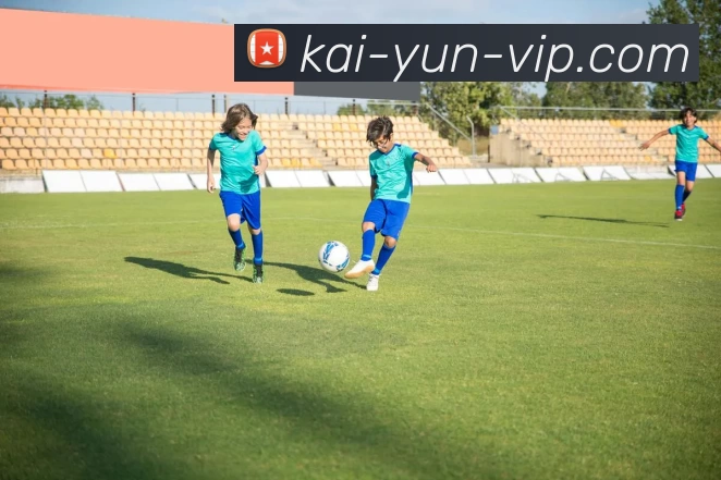 摩西·马龙：篮球场上的统治者与传奇巨星的荣耀之路